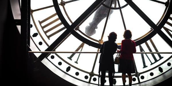 Paris clock - visa processing times